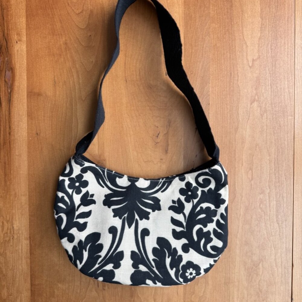 Hand Made Jacquard Black Purse